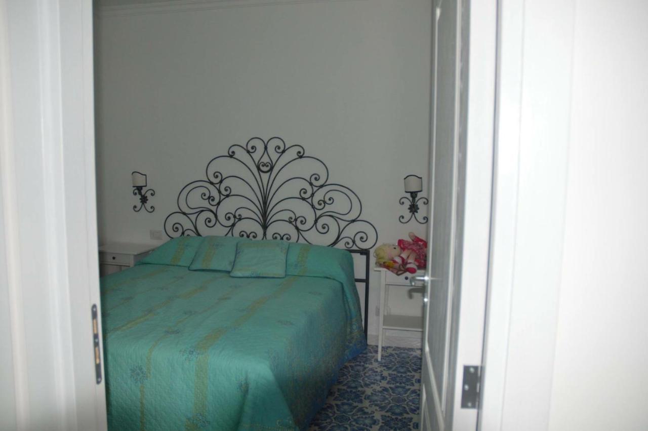Il Porto Capri Casa Vacanza מראה חיצוני תמונה