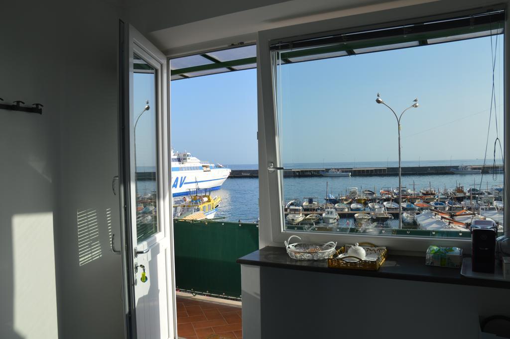 Il Porto Capri Casa Vacanza מראה חיצוני תמונה